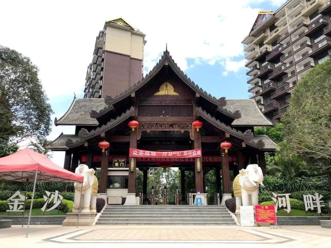 西雙版納勐海縣龍港金沙河畔箱式無負壓供水設(shè)備改造